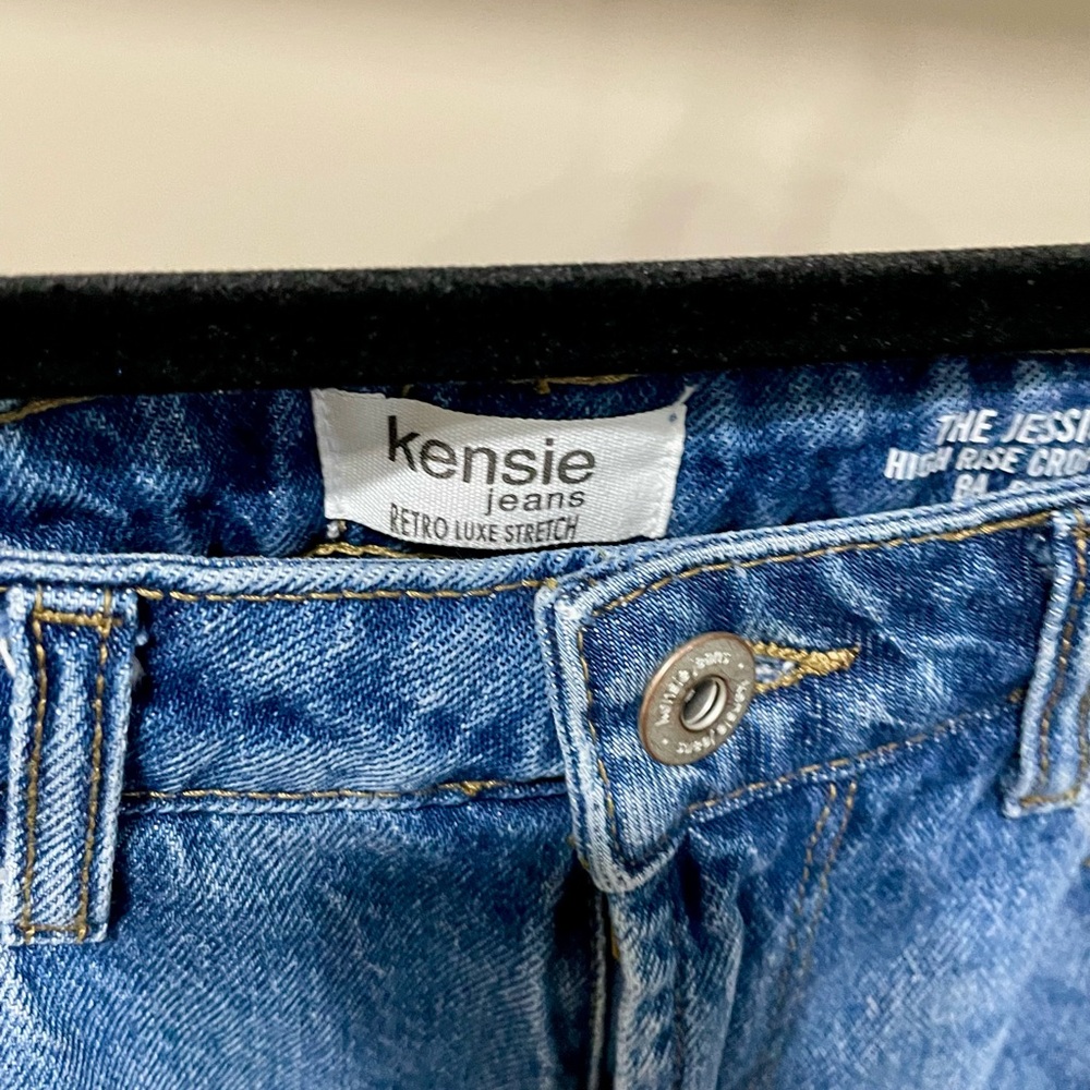 Kensie Light Blue Barrel Leg Jeans - Picture 4 of 6